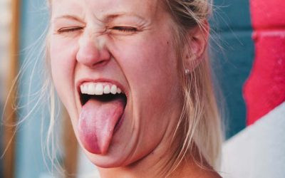 4 Reasons to clean your tongue daily